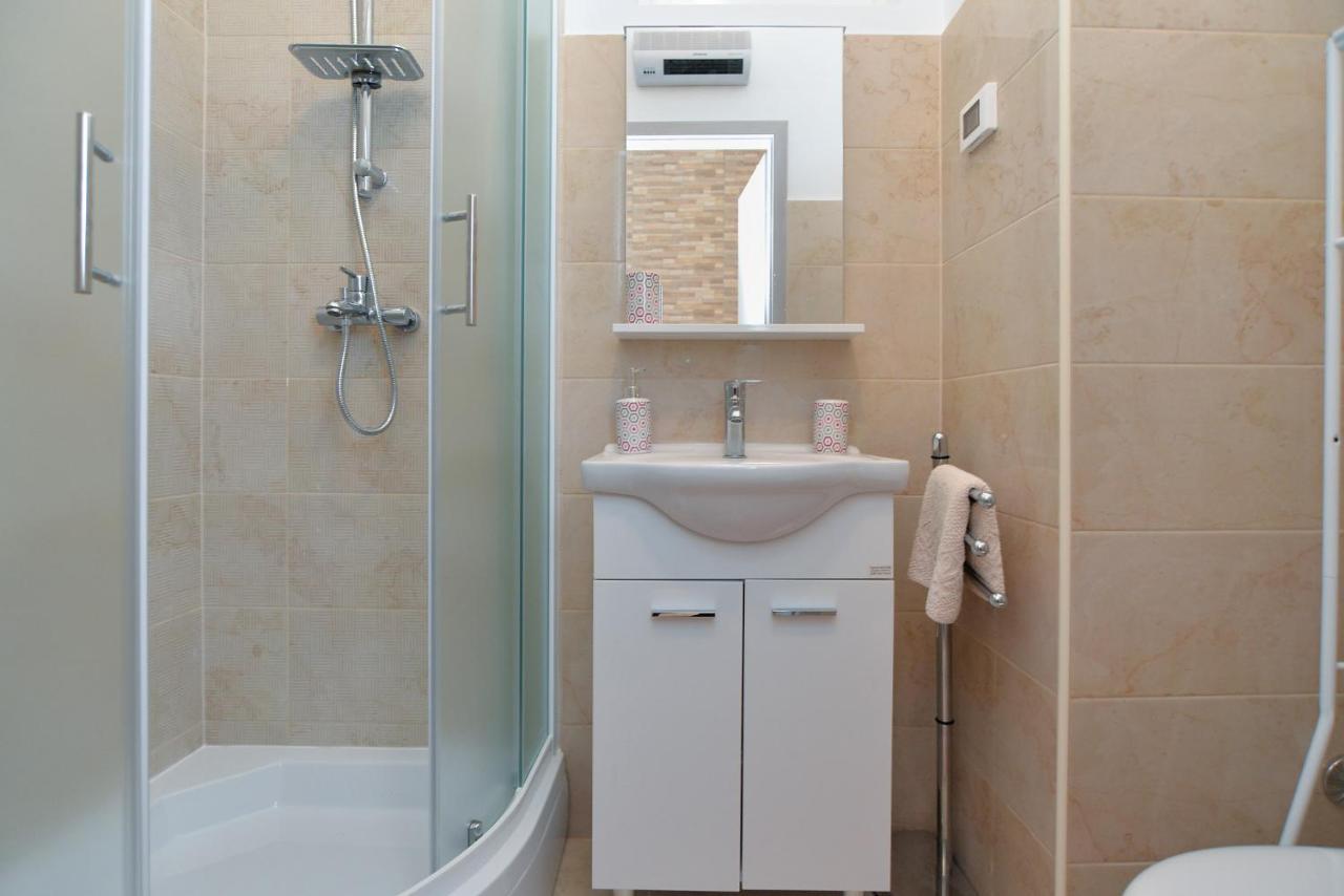 Apartments Voltica 1049 Ρόβινι Εξωτερικό φωτογραφία